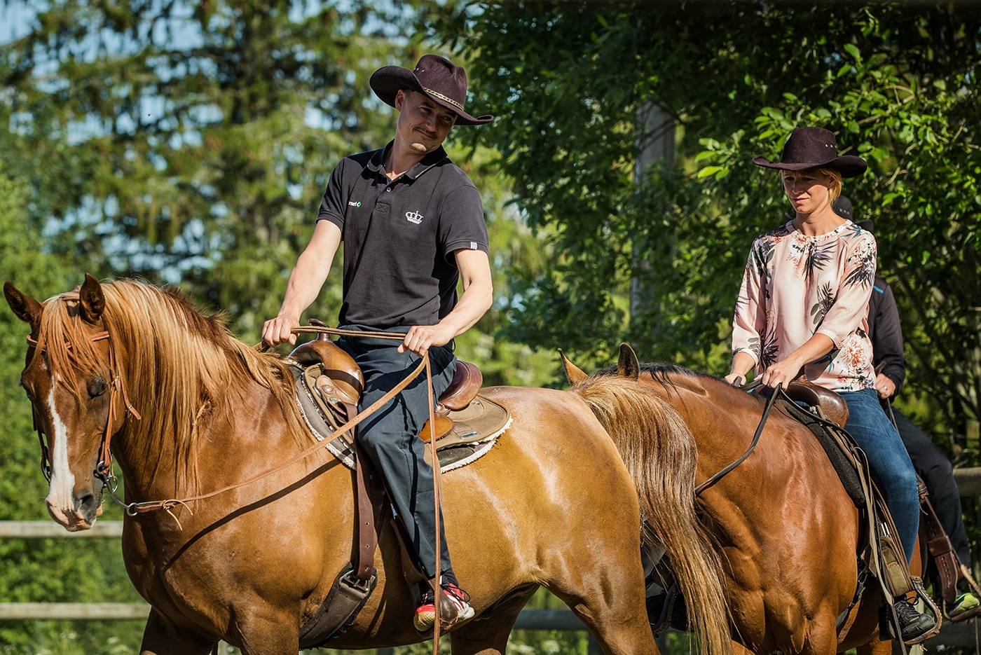 Ulvsby Ranch två ryttare